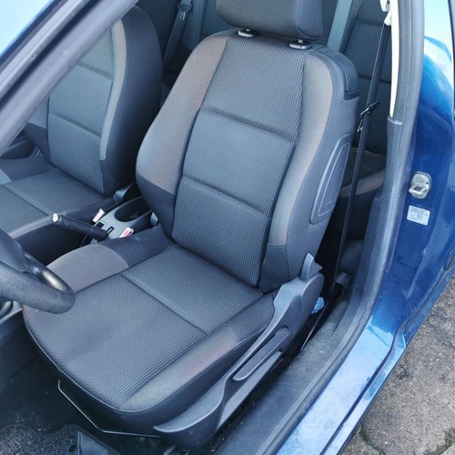 Peugeot 207 sedile - wa,